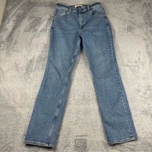 Abercrombie and fitch slim straight ultra high rise jeans size 28/6